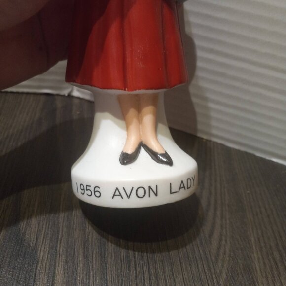 1956 Avon Lady 1980s 11th Annual Bottle Club Figurine - Picture 7 of 9